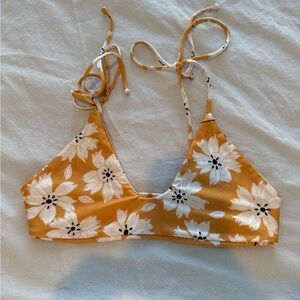 Stone fox bikini top